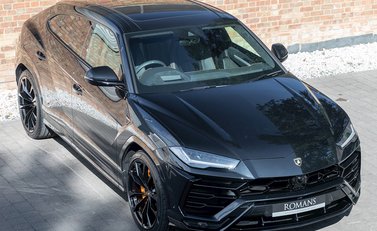 Lamborghini Urus 8