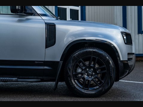 Land Rover Defender 3.0 Defender X-Dynamic S D MHEV Auto 4WD 5dr 6