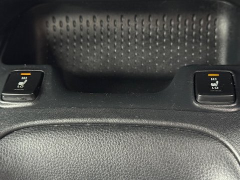 Toyota Corolla 1.8 VVT-h Icon Touring Sports CVT Euro 6 (s/s) 5dr 23