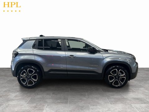 Jeep Avenger 1.2 e-Hybrid Summit SUV 5dr Petrol Hybrid e-DCT Euro 6 (s/s) (100 ps) Air C 8
