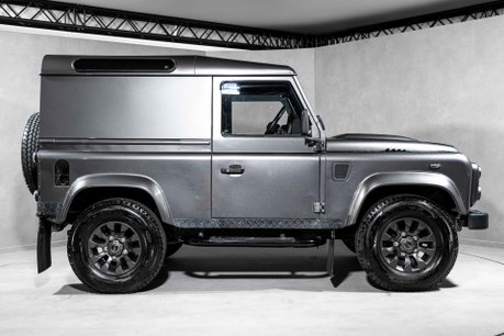 Land Rover Defender 90 NOW SOLD. SIMILAR REQUIRED. PLEASE CALL 01903 254800. 7
