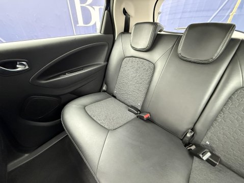 Renault Zoe R135 EV50 52kWh Techno Hatchback 5dr Electric Auto (Boost Charge) (134 bhp) 25