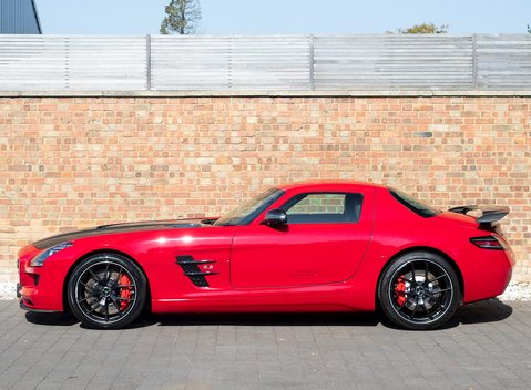 Mercedes-Benz SLS AMG GT Final Edition 2