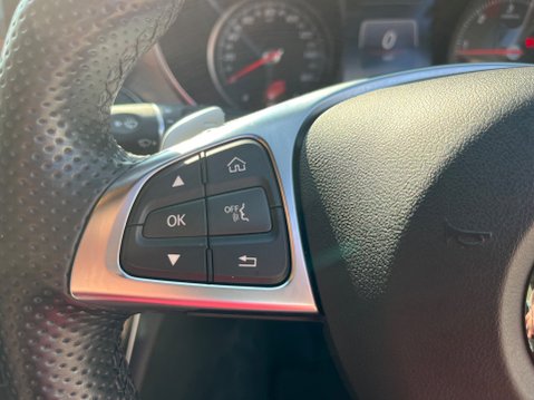 Mercedes-Benz C Class C 220 D 4MATIC AMG LINE 18