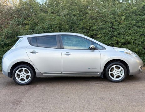 Nissan LEAF 24kWh Acenta Auto 5dr 4