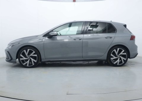 Volkswagen Golf 1.5 eTSI MHEV R-Line Hatchback 5dr Petrol Hybrid DSG Euro 6 (s/s) (150 ps) 9