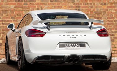Porsche Cayman (981) GT4 3