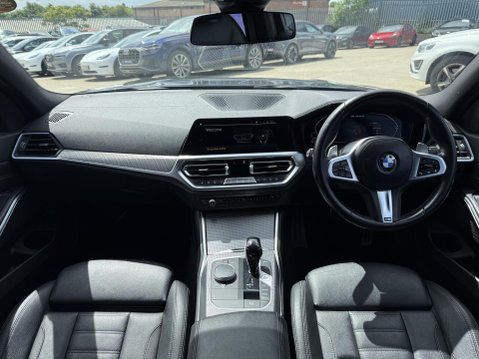 BMW 3 Series 3.0 M340d MHT Saloon 4dr Diesel Hybrid Auto xDrive Euro 6 (s/s) (340 ps) 27