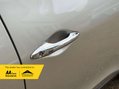 Hyundai ix35 2.0 ix35 Premium 4WD CRDi 134 4WD 5dr 18
