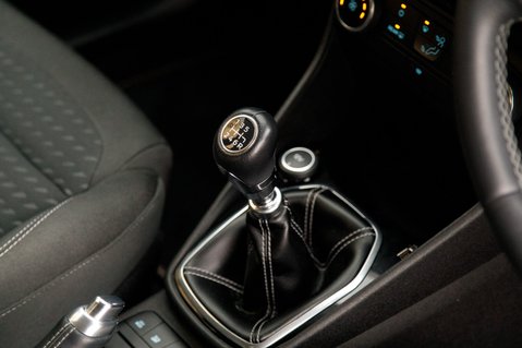 Ford Fiesta B AND O PLAY ZETEC 32