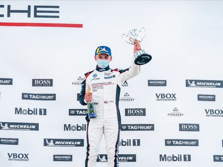 Octane Finance Backed Harry King Extends Porsche Carrera Cup Advantage