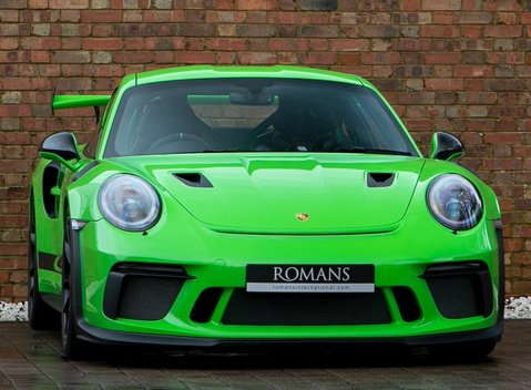 Porsche 911 GT3 RS (991.2) 1