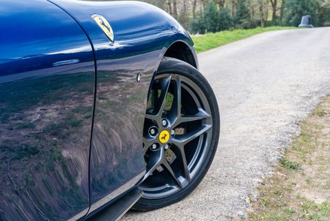 Ferrari Roma 3.9 Roma Semi-Auto 2dr 6