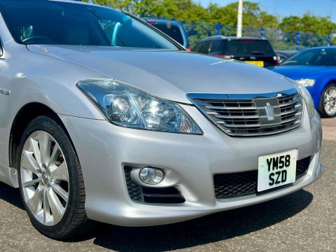 Toyota Crown 3.5 Hybrid Special Edition 5dr 6