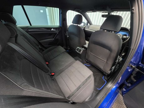 Volkswagen Golf 2.0 TSI R Hatchback 5dr Petrol DSG 4Motion Euro 6 (s/s) (310 ps) 17
