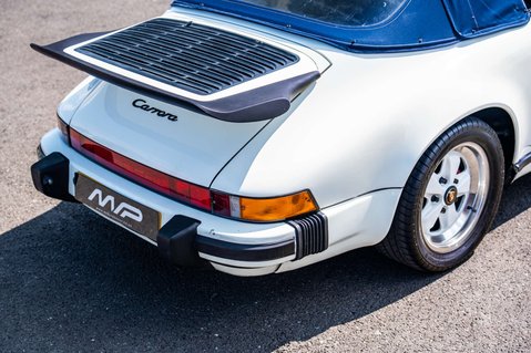 Porsche 911 3.2 Classic Carrera Cabriolet 2dr Petrol Manual (231 bhp) 69