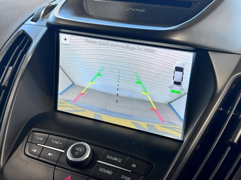 Ford Kuga 1.5 TDCi Titanium Euro 6 (s/s) 5dr 17