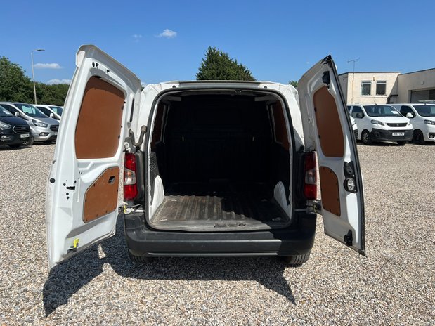 Toyota Proace City SWB L1H1 Low Roof Active Air Con EURO 6 NO VAT 11