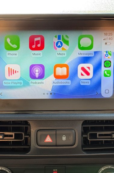 Toyota Proace City L1 DESIGN - NO VAT - AUTO - 1.5 DIESEL - REVERSE CAM - CARPLAY 