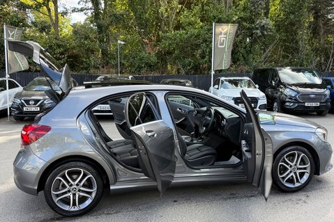 Mercedes-Benz A Class A 200 D SPORT EDITION PLUS - PANORAMIC SUNROOF - DAB DIGITAL RADIO 23