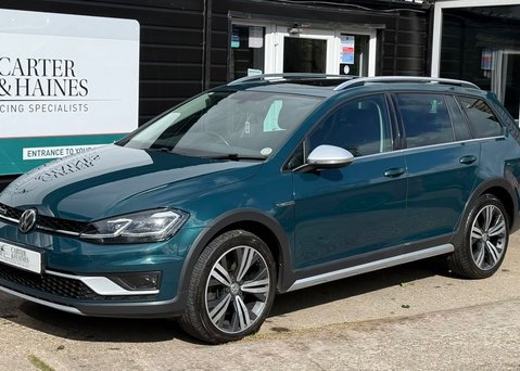 Volkswagen Golf 2.0 TDI Alltrack Estate 5dr Diesel DSG 4Motion Euro 6 (s/s) (184 ps) 2