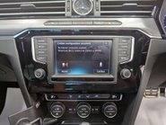 Volkswagen Passat 2.0 Passat R-Line TDI BlueMotion Technology Semi-Auto 4dr 65
