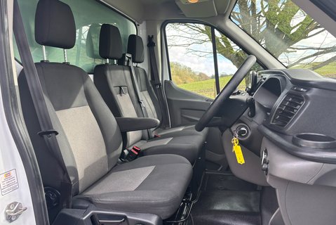 Ford Transit 350 Srw L4 130 ps Luton with Tail Lift 4