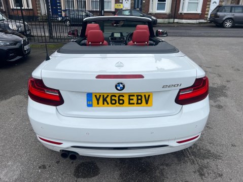 BMW 2 Series 2.0 220i Sport Euro 6 (s/s) 2dr 5