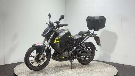 Keeway RKF 125 2023 ONLY 4K 1 OWNER NEW MOT 125CC NAKED BIKE 5