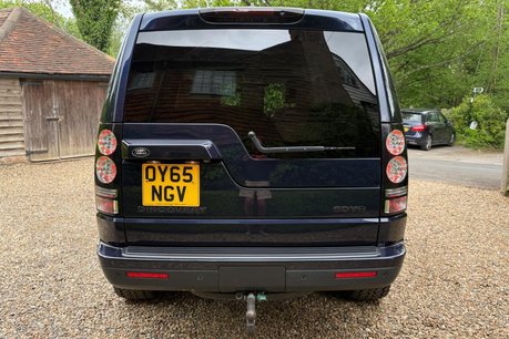 Land Rover Discovery 3.0 SD V6 HSE Luxury SUV 5dr Diesel Auto 4WD Euro 6 (s/s) (256 bhp) 19