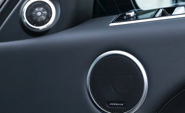 Land Rover Range Rover Sport 5.0 SVR Carbon Edition 25