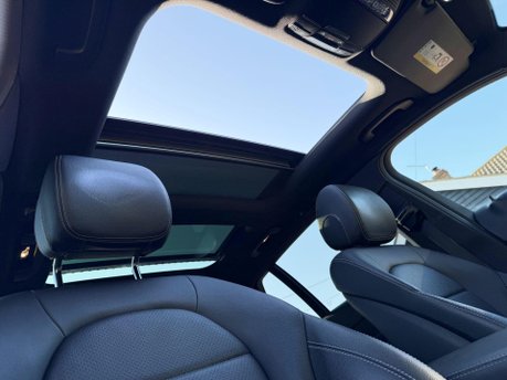 Mercedes-Benz C Class 2.1 C250d AMG Line (Premium) G-Tronic+ 4MATIC Euro 6 (s/s) 5dr 3