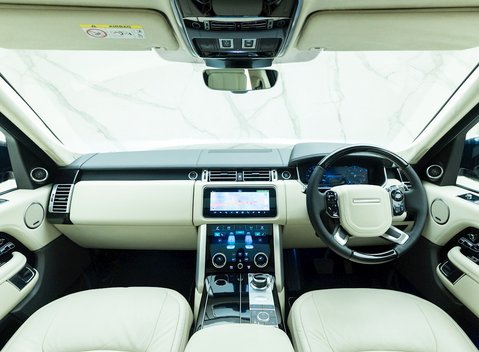 Land Rover Range Rover 4.4 SDV8 Autobiography 17