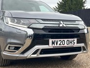 Mitsubishi Outlander PHEV EXCEED 11