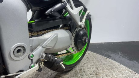 Triumph Sprint 2004 ONLY 13K EYE CATCHING SPORTS TOURING 955CC 31