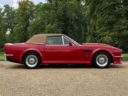 Aston Martin V8 VOLANTE 6