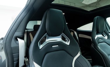 Mercedes-Benz C Class AMG C 63 S Night Edition 12