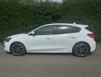 Ford Focus 1.5 EcoBlue ST-Line X Hatchback 5dr Diesel Manual Euro 6 (s/s) (120 ps) 6