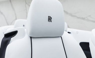 Rolls-Royce Dawn 13