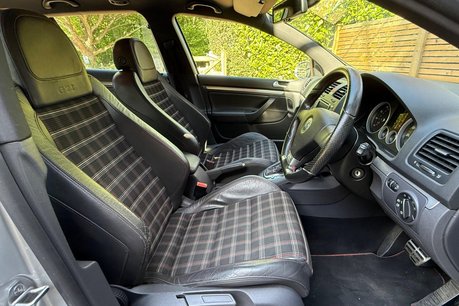 Volkswagen Golf GTI EDITION 30 T 24