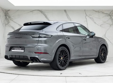 Porsche Cayenne GTS Coupé 26