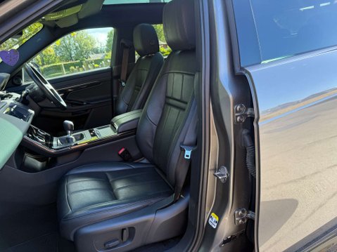 Land Rover Range Rover Evoque 2.0 Range Rover Evoque R-Dynamic S D 4x2 5dr 12