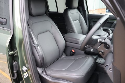 Land Rover Defender 110 BRAND NEW HARD TOP X-DYNAMIC HSE 350 WITH A GENUINE REAR SEAT CONVERSION  17