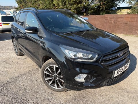 Ford Kuga ST-LINE TDCI 1