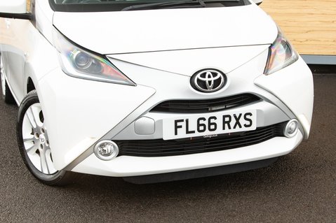Toyota Aygo VVT-I X-PURE 10