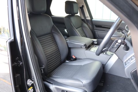 Land Rover Discovery SE MHEV REAR SEATS FITTED STYLED BY SEEKER UK  17