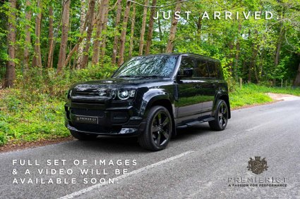 Land Rover Defender 110 HARD TOP SE. VAT Q. REAR SEAT CONVERSION. 22S. HUD. 