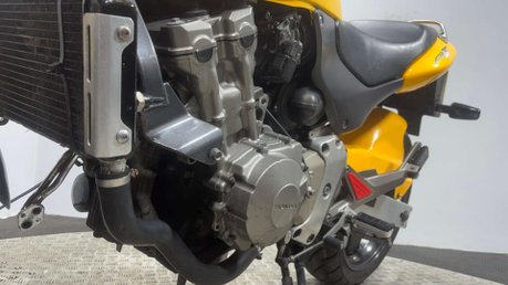 Honda CB 2001 1 OWNER 24K RUNNING PROJECT BIKE SPARES OR REPAIR 600CC 9