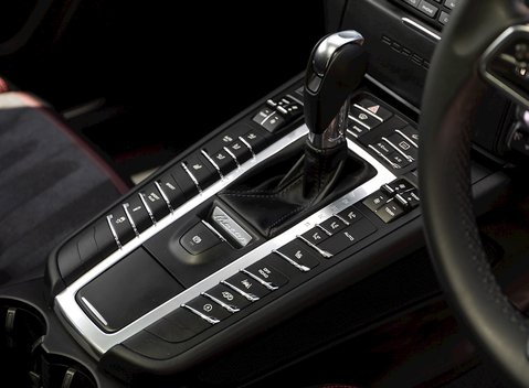 Porsche Macan GTS 20