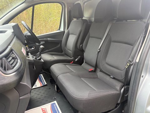 Renault Trafic SL28 SPORT DCI 7